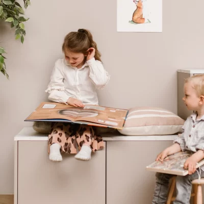 De kinderbank van Opberghoekje