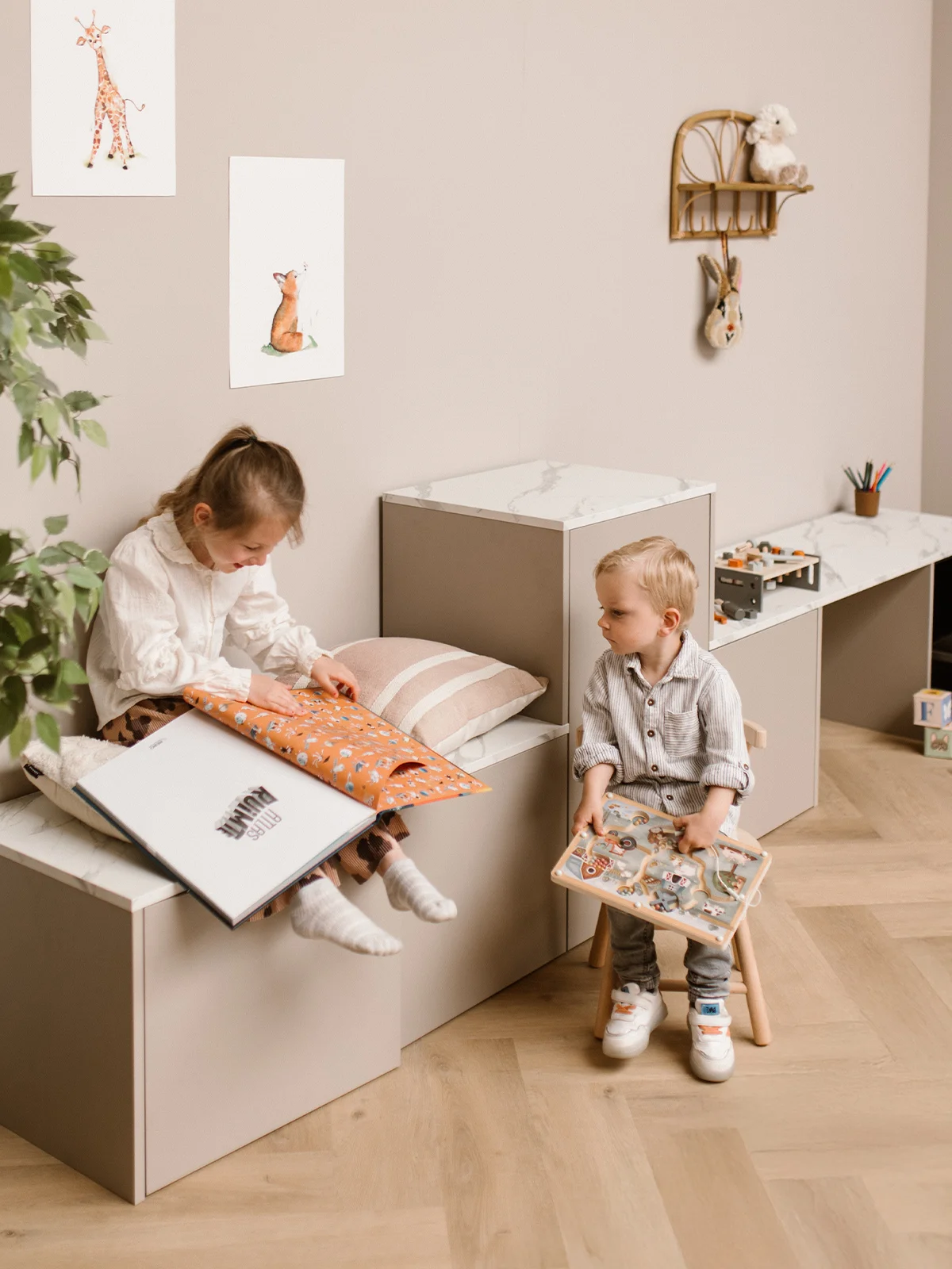 De kinderbank van Opberghoekje