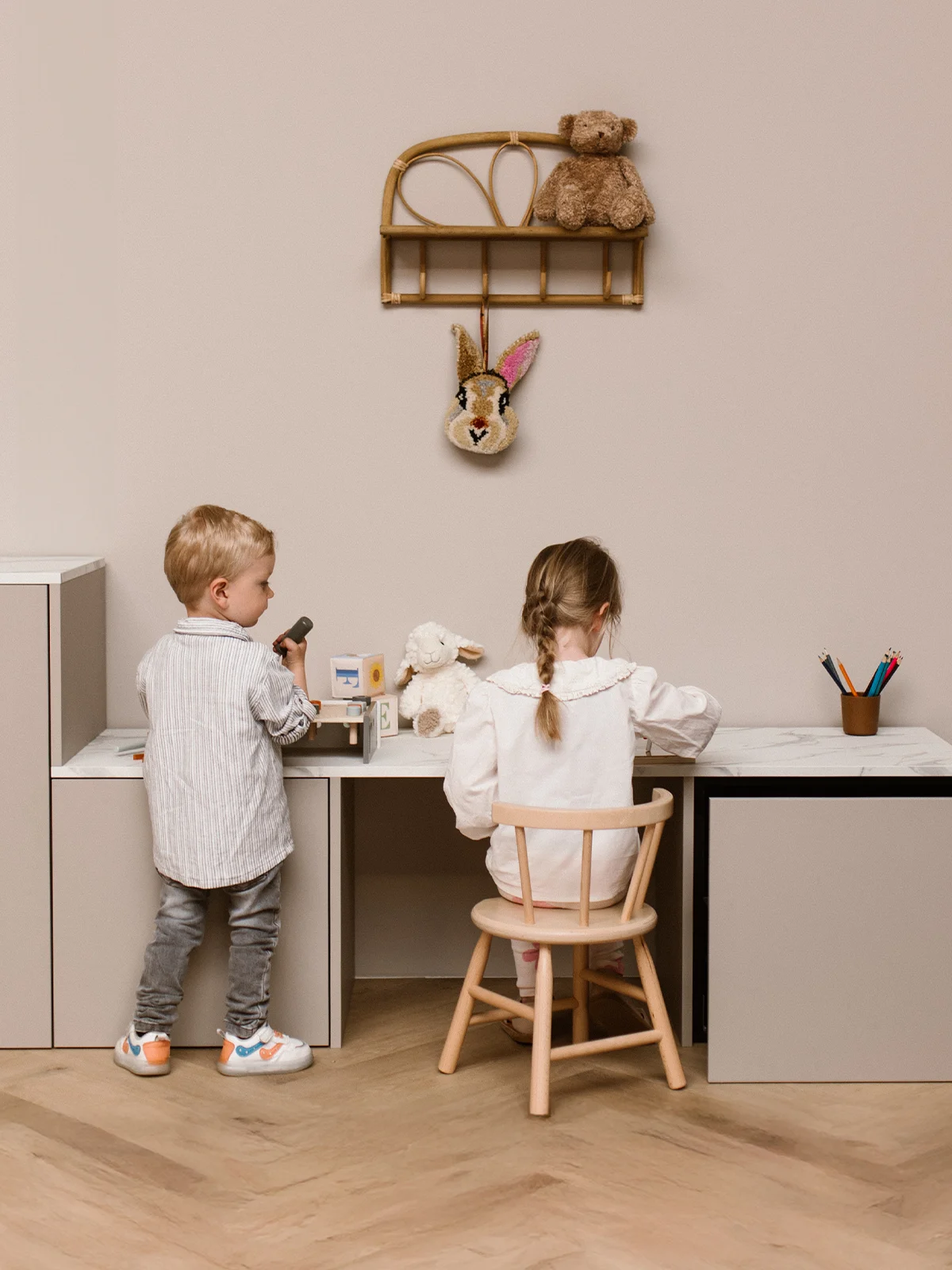 De kinderbank van Opberghoekje